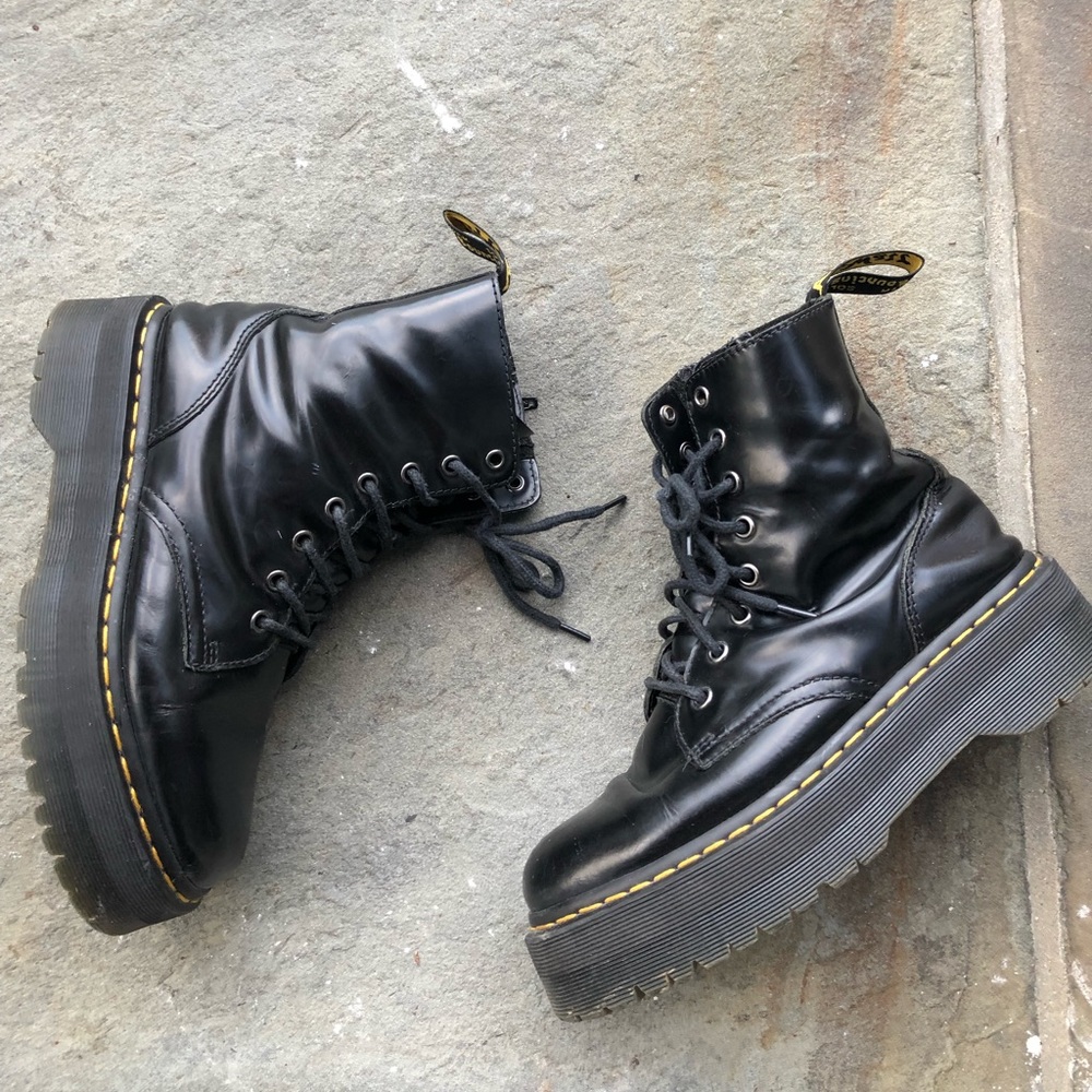 Dr. Martens Jadon Boot Black M7 W8